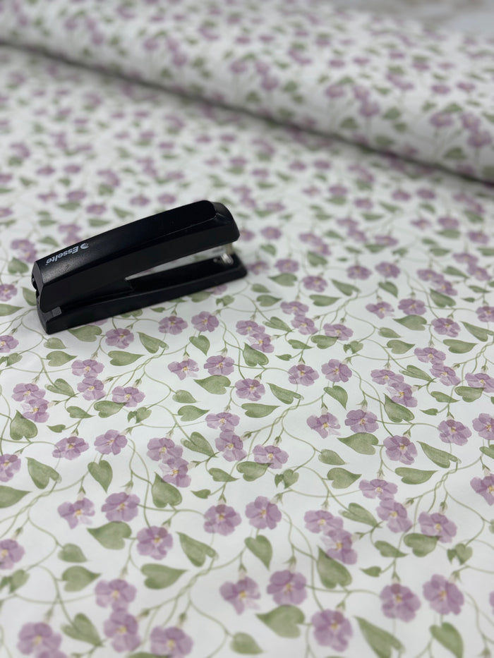 Purple Flowers Jersey - 8 Meter - Family Fabrics B.V.