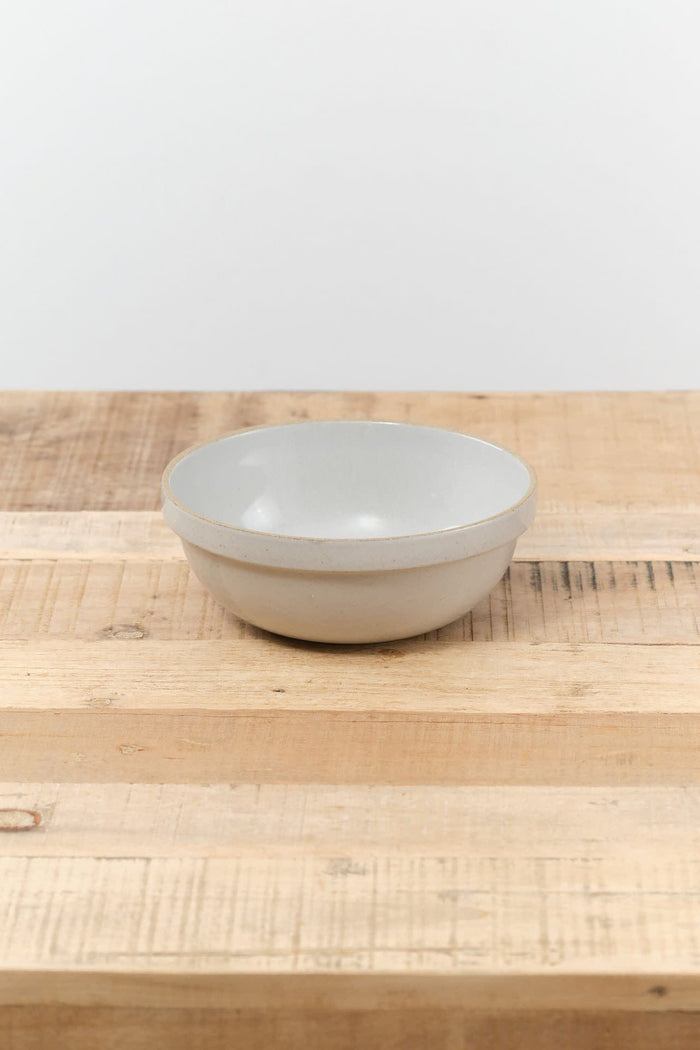 Hasami Porcelain Home Kitchen Dishware Mid-Deep Round Bowl Gloss Gray / 7 3/8" Dia X 2 7/8" H