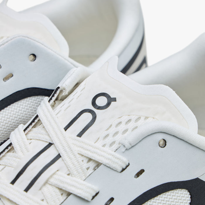 On Cloudflow 5 AD Ivory / Black