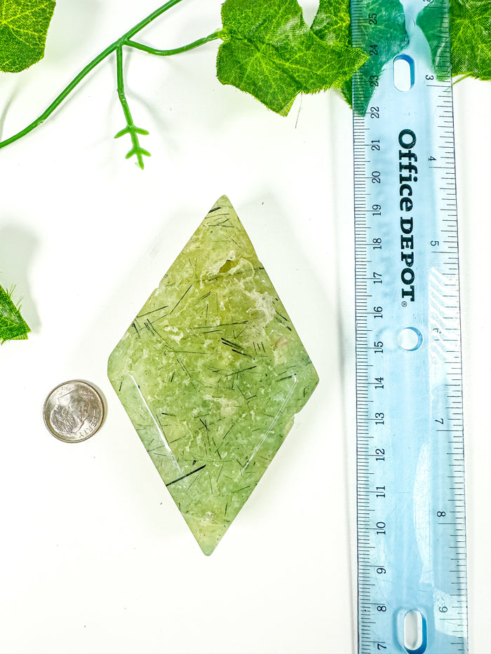 Prehnite Diamond (28A)