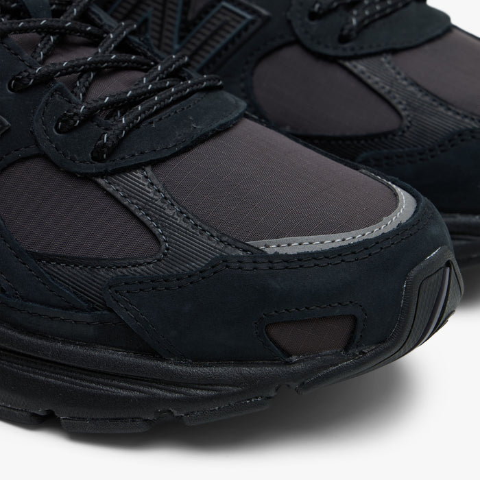 New Balance 2010 Black / Faded Black