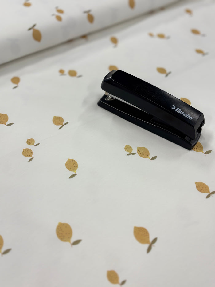 Lemons Jersey - 7 Meter - Family Fabrics B.V.