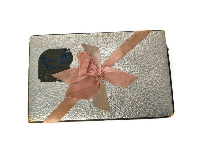 Antique Donna Deane Chocolate Box, Boston Candy Company at Duckwells