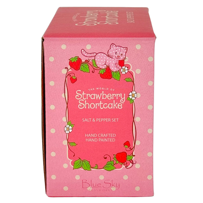 Blue Sky Clayworks x Strawberry Shortcake - Purr-fect Knitting Time Salt & Pepper Shakers 24895