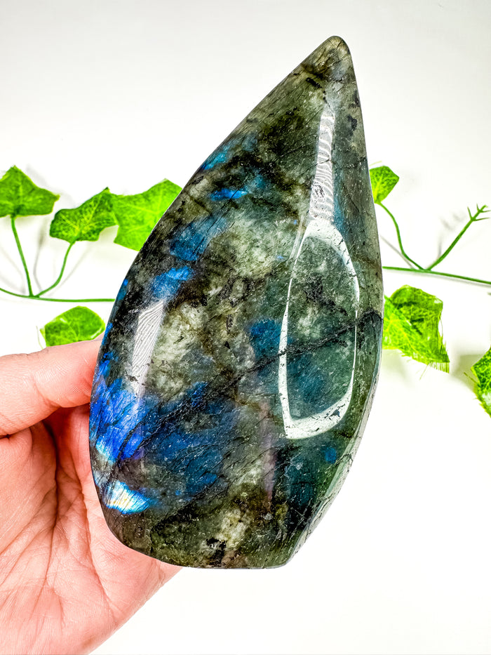 Labradorite Flame (56K)