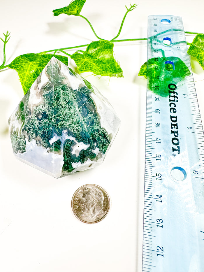 Moss Agate Gem Cut Diamond (48J)