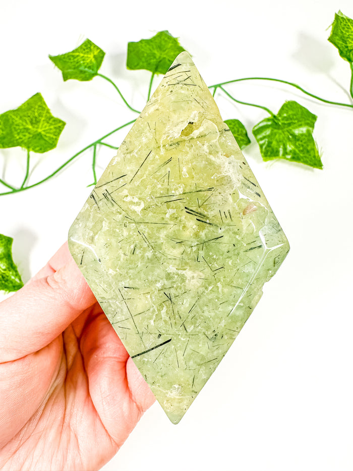 Prehnite Diamond (28A)