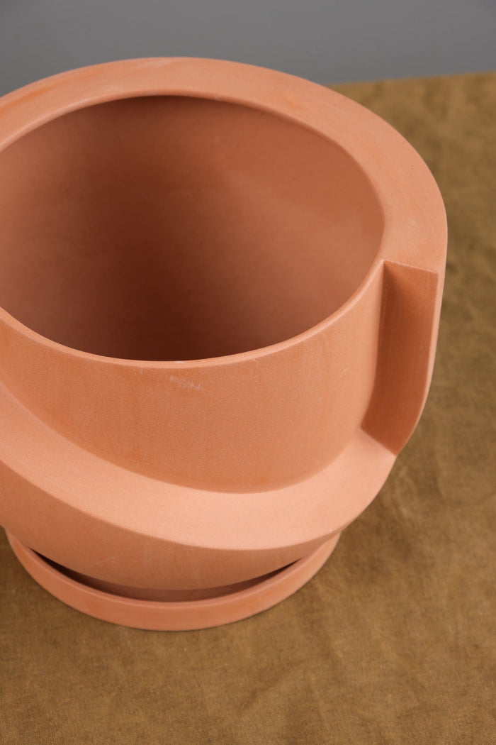 Light + Ladder Home Planters Small Vayu Planter in Terracotta Terracotta / 7.75” L X 7.75” W X 5” H