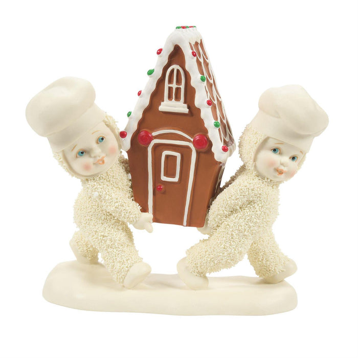Snowbabies - Carry It Gingerly Gingerbread House Porcelain Figurine 6012278