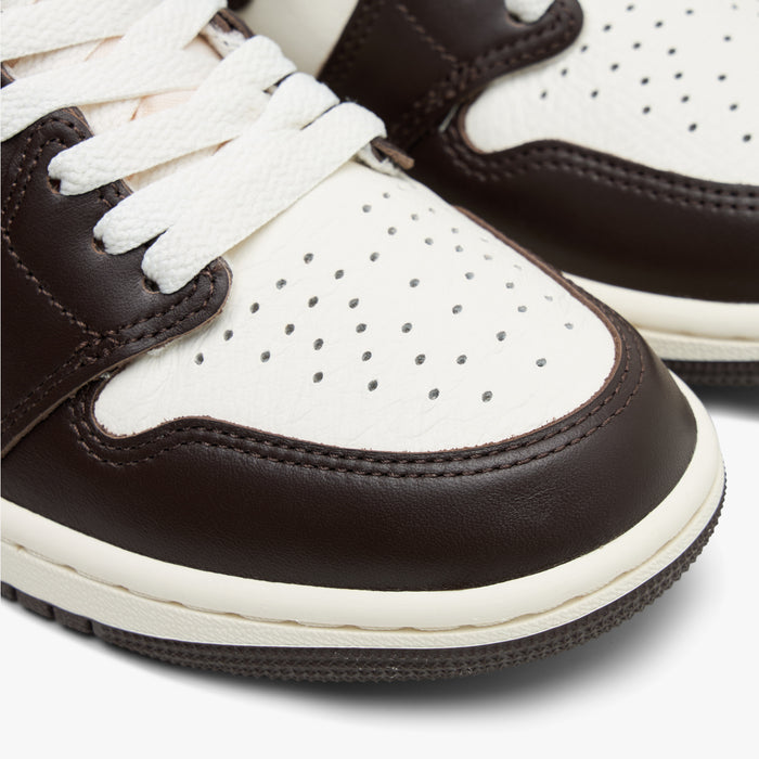 Jordan Women's 1  Retro High OG Baroque Brown / Sail